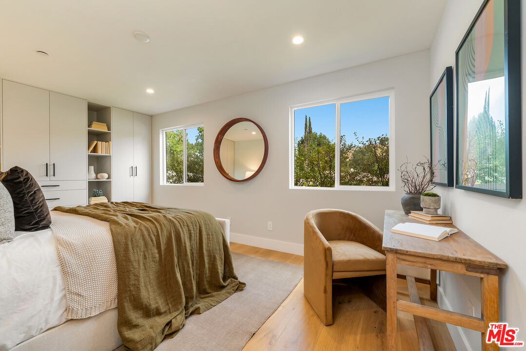Property photo 42