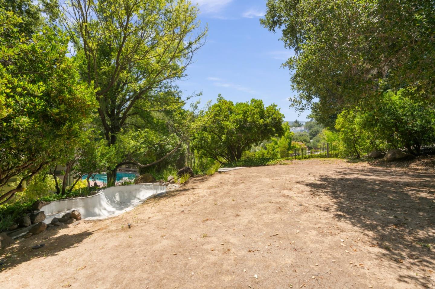 Property photo 30