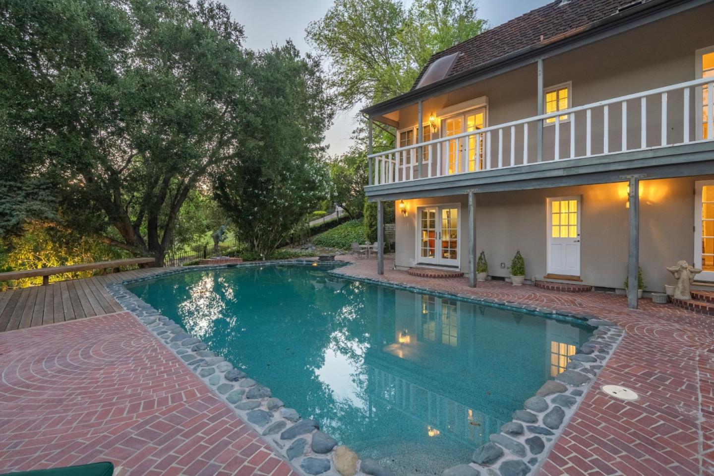 Property photo 35