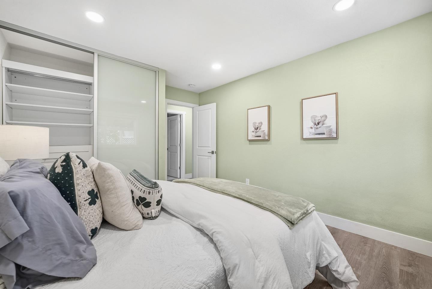 Property photo 35