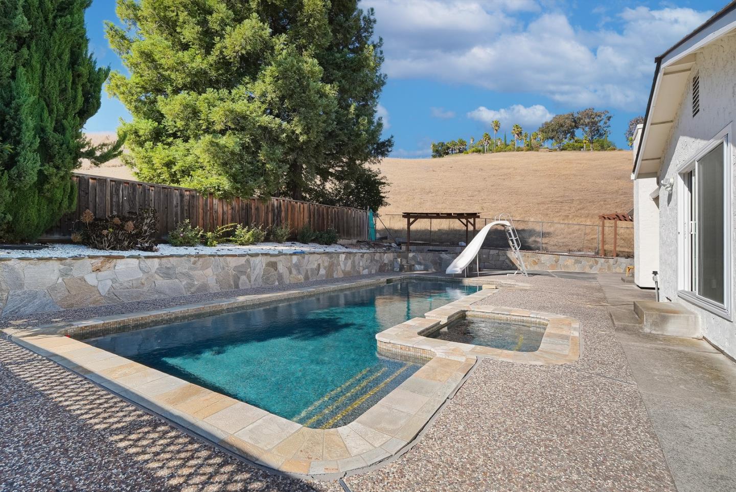 Property photo 51