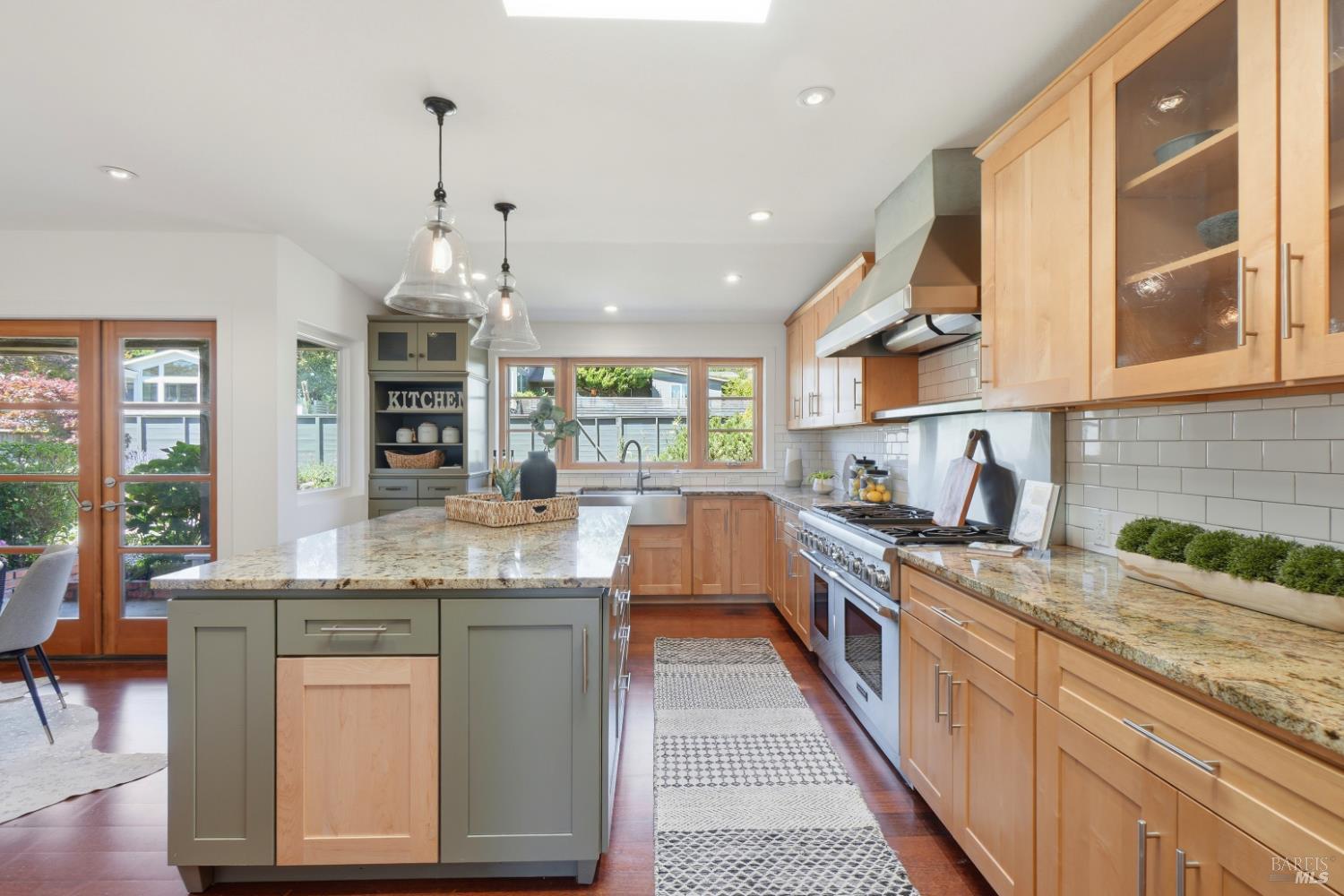 Property photo 31