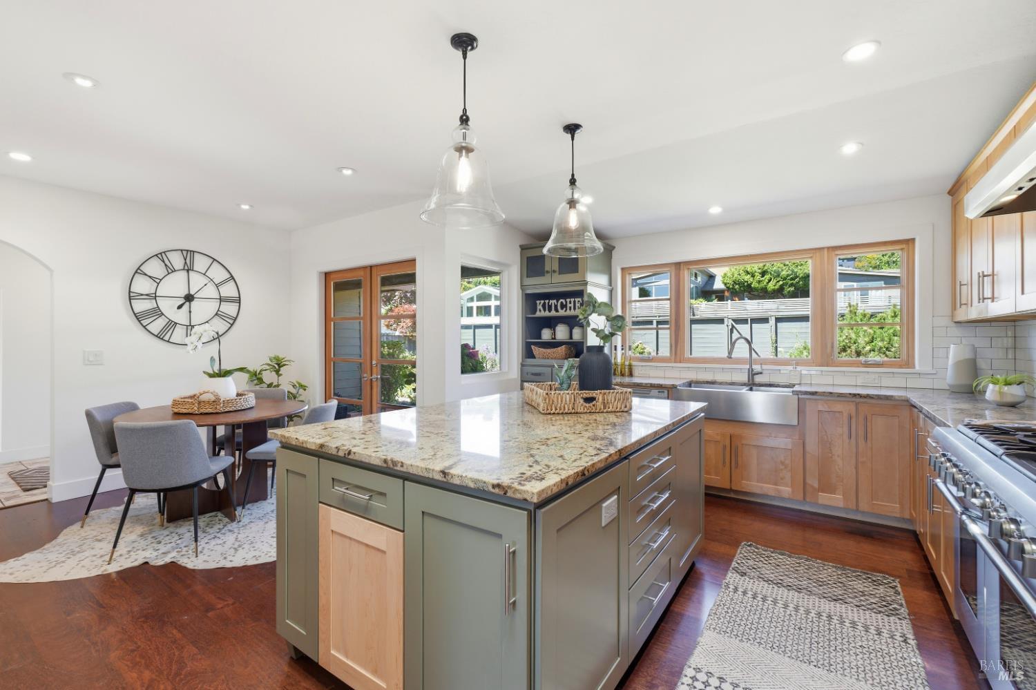 Property photo 33