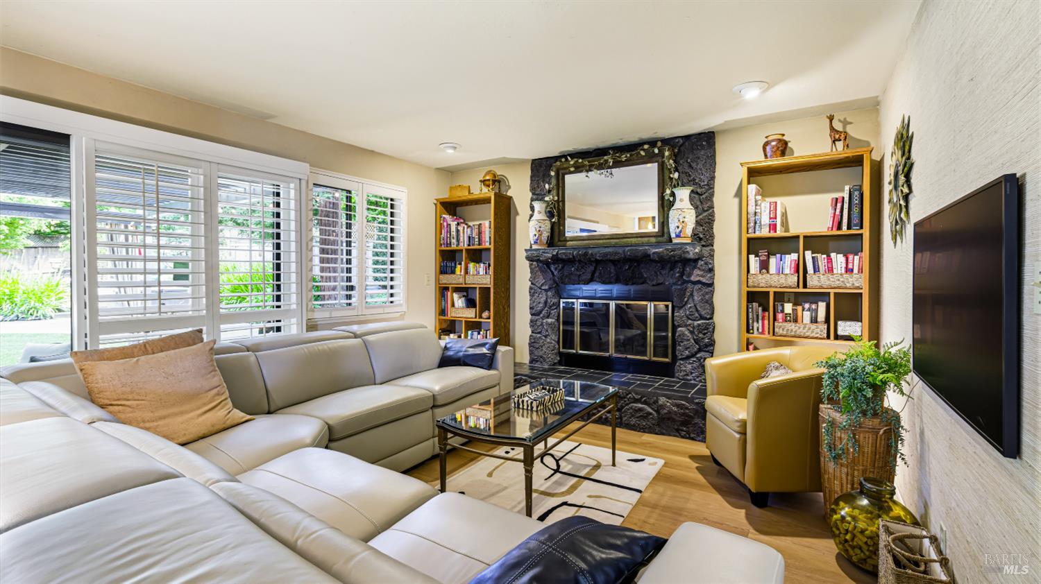 Property photo 24
