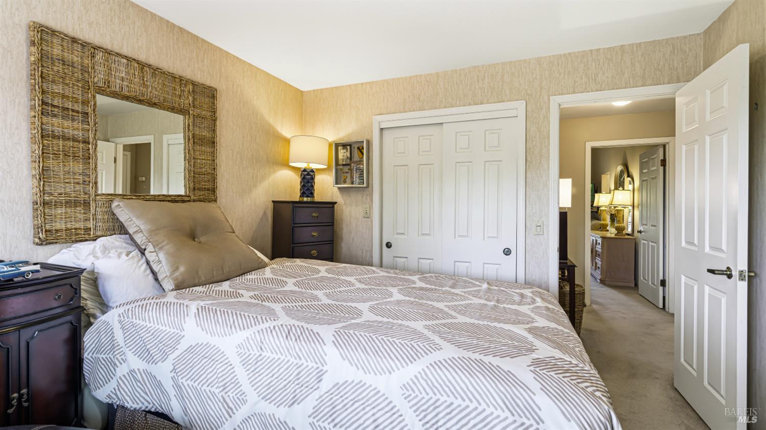 Property photo 33
