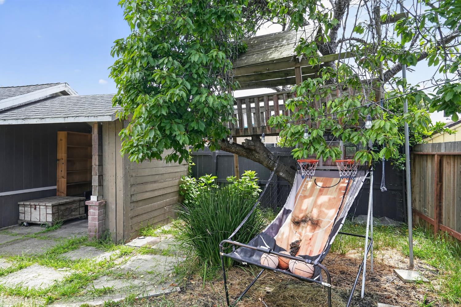 Property photo 36