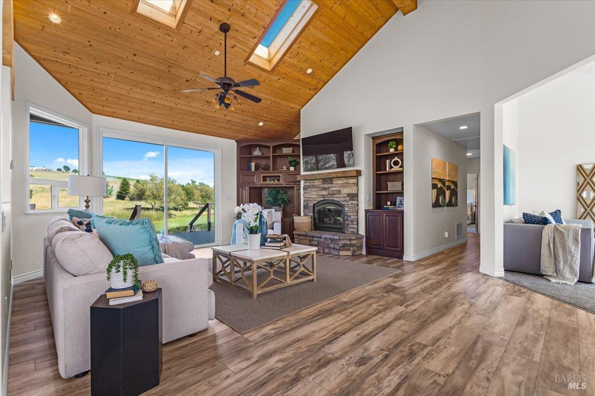 Property photo 25