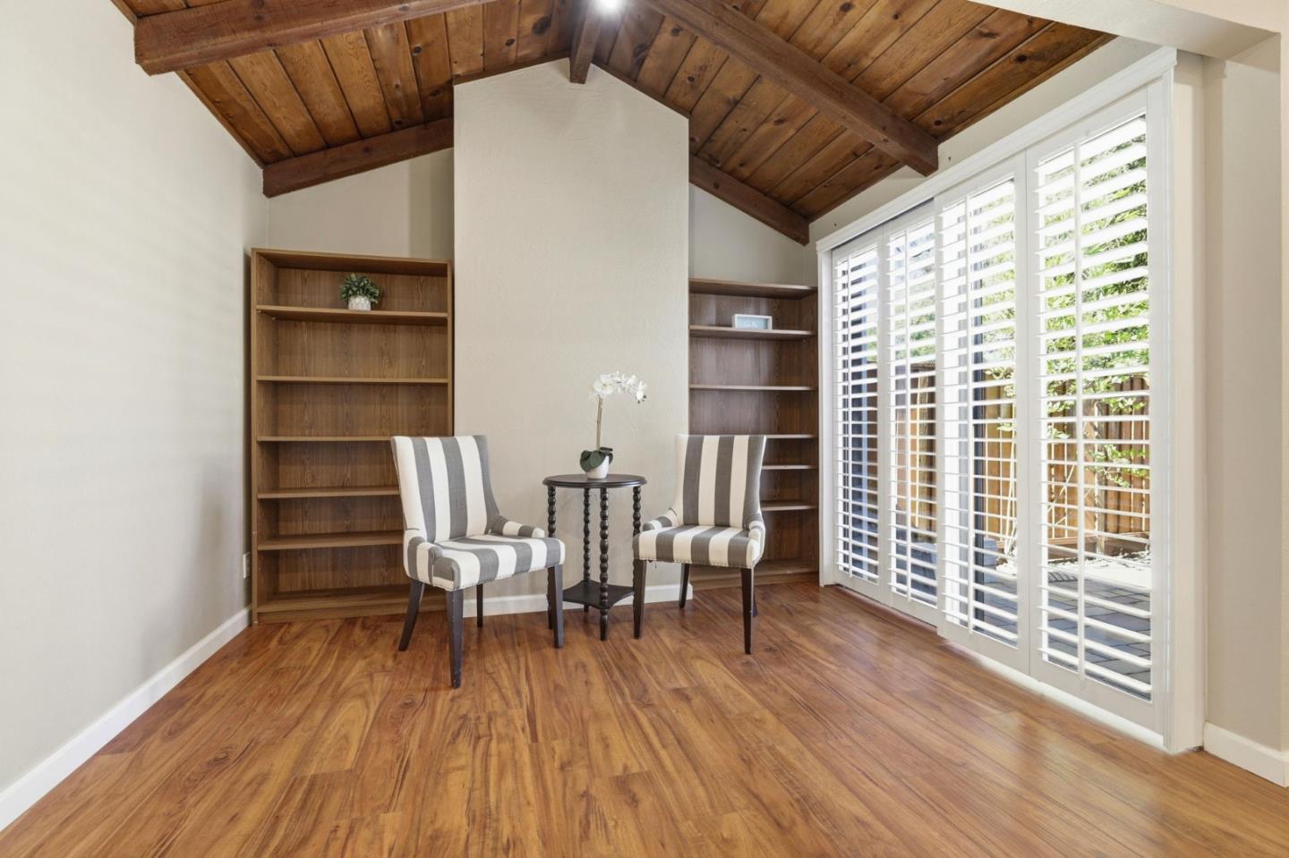 Property photo 28