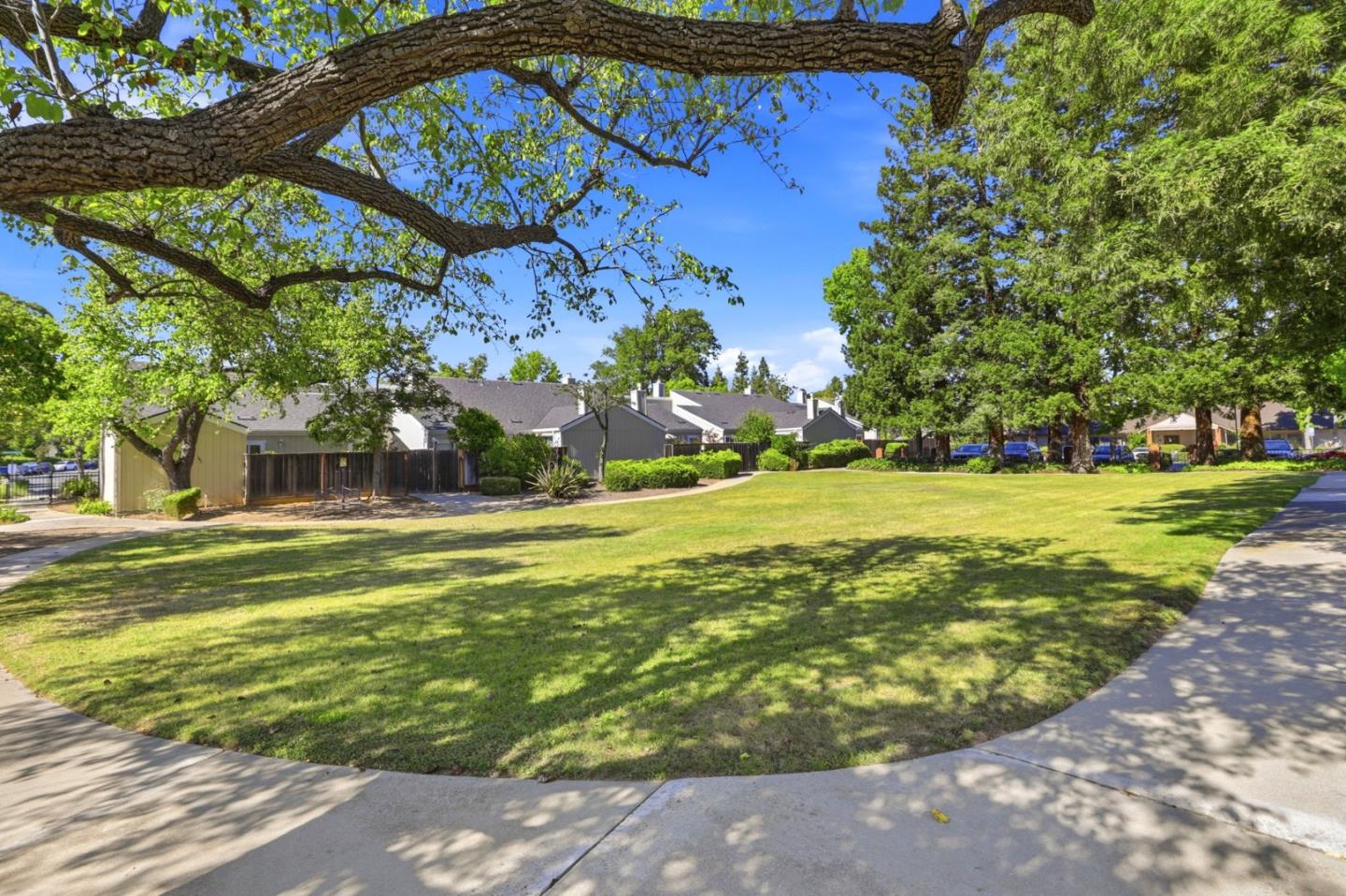 Property photo 42