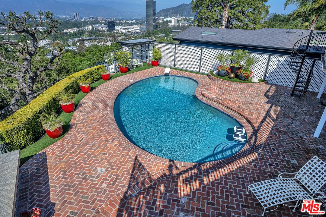 Property photo 27