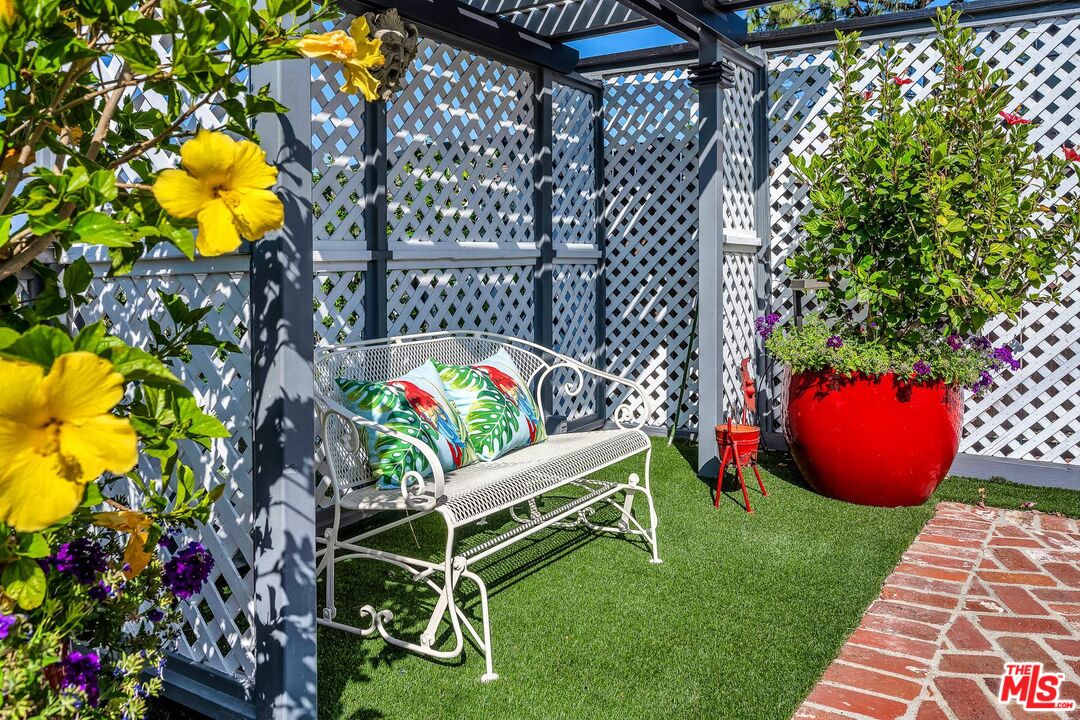 Property photo 33