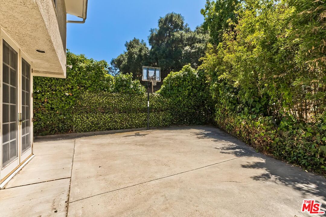Property photo 30