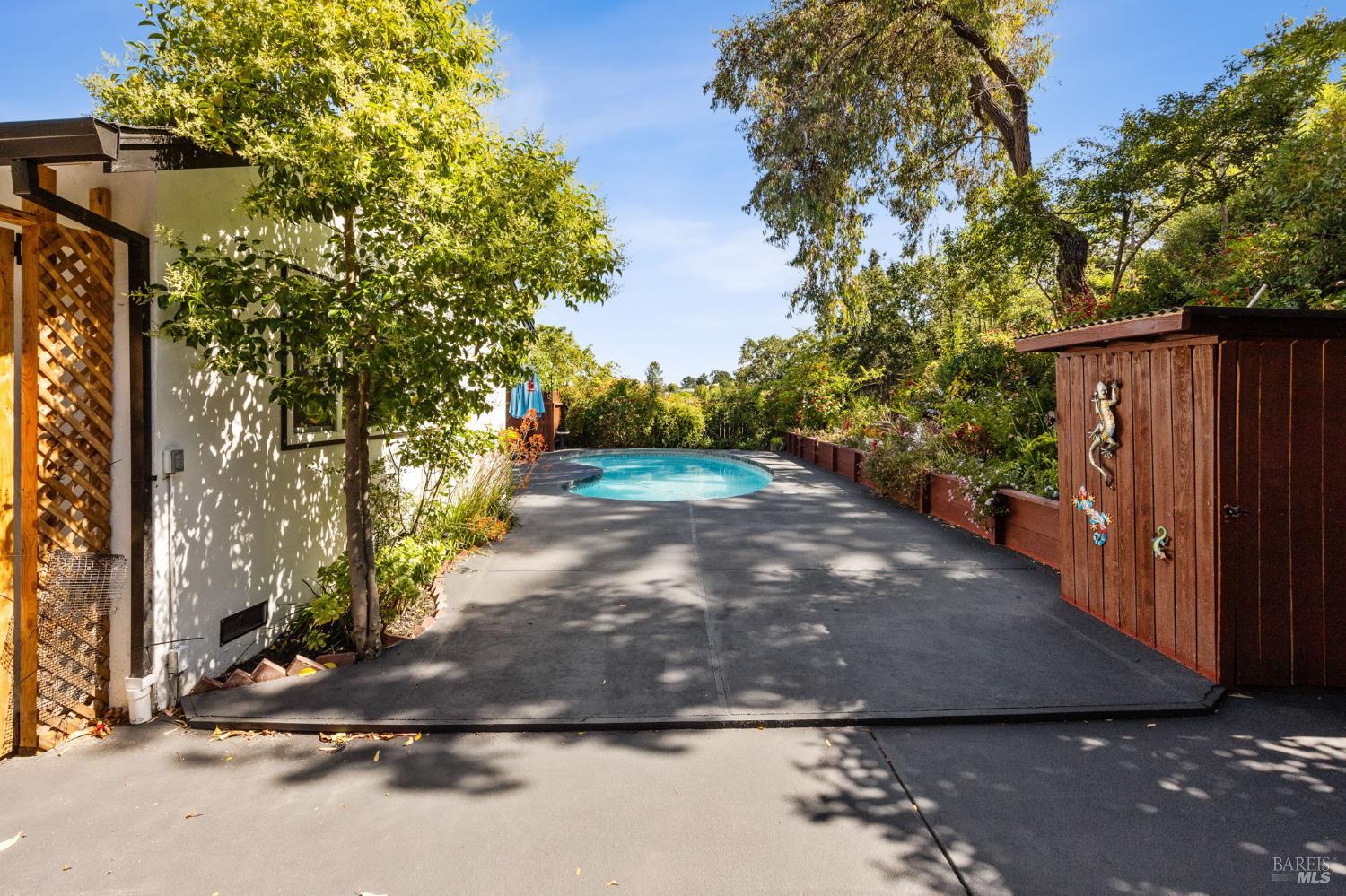 Property photo 44
