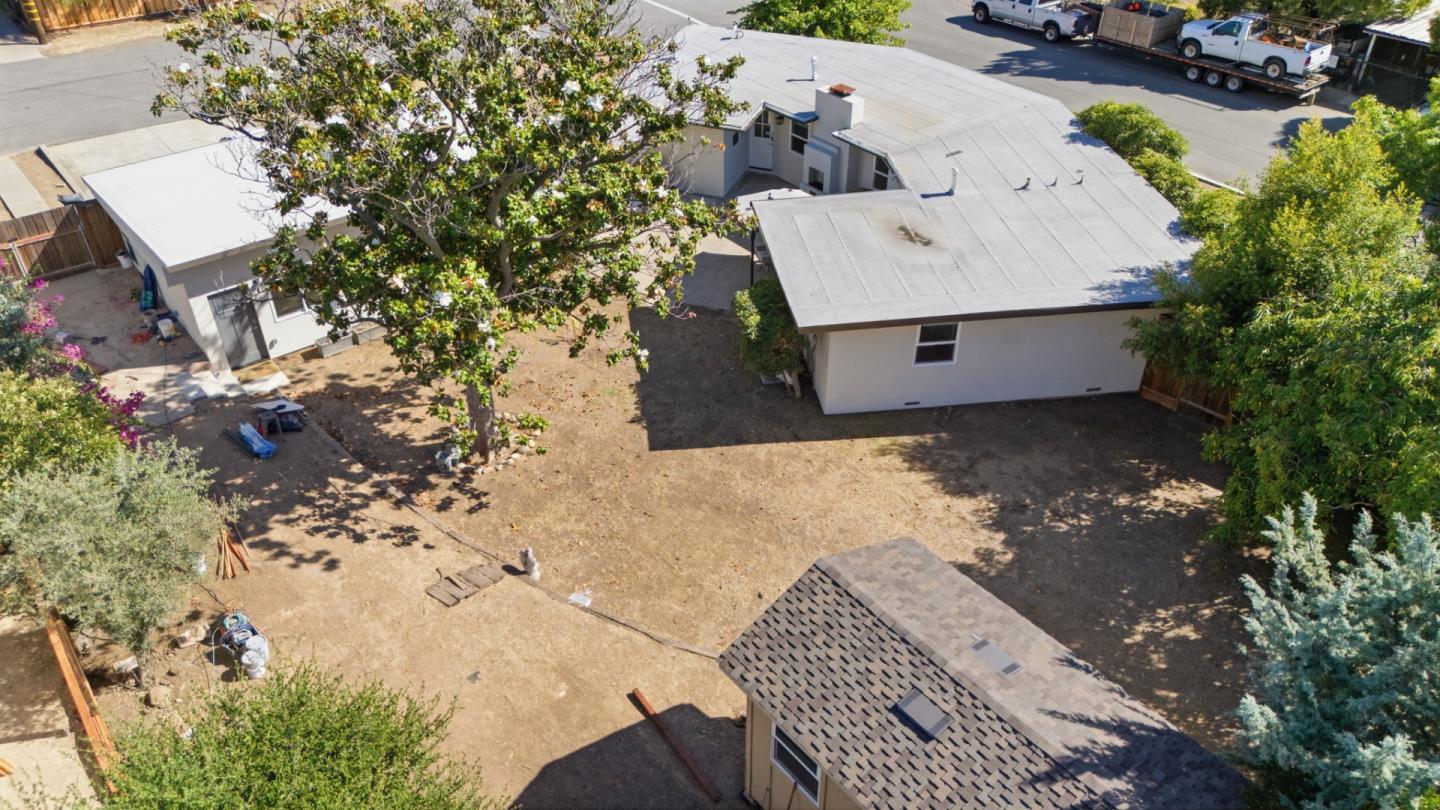 Property photo 42