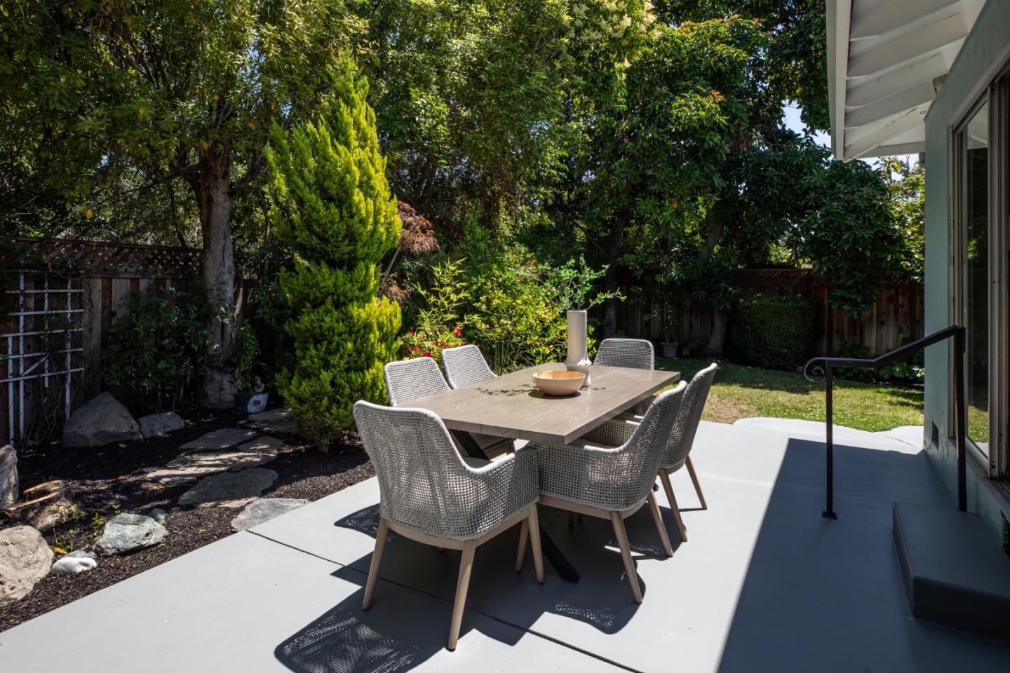 Property photo 28