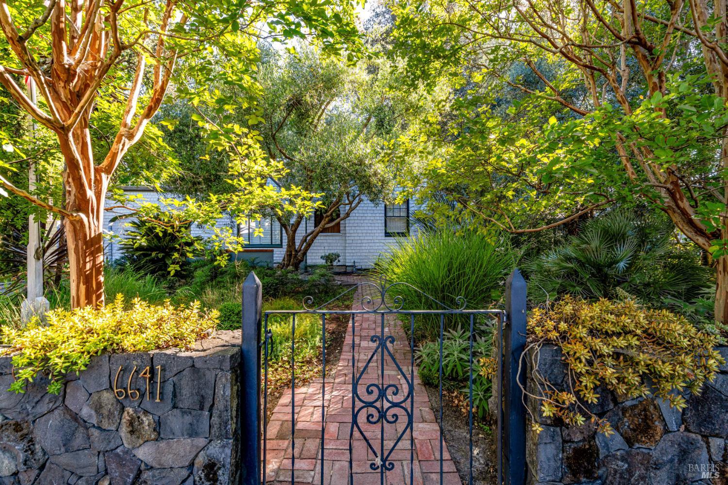 Property photo 32