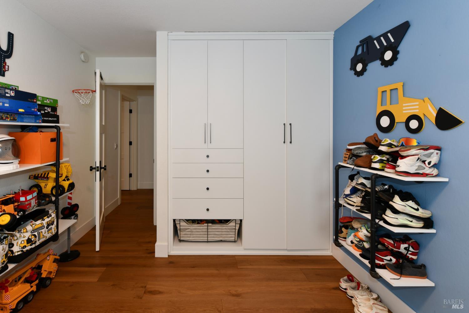 Property photo 33