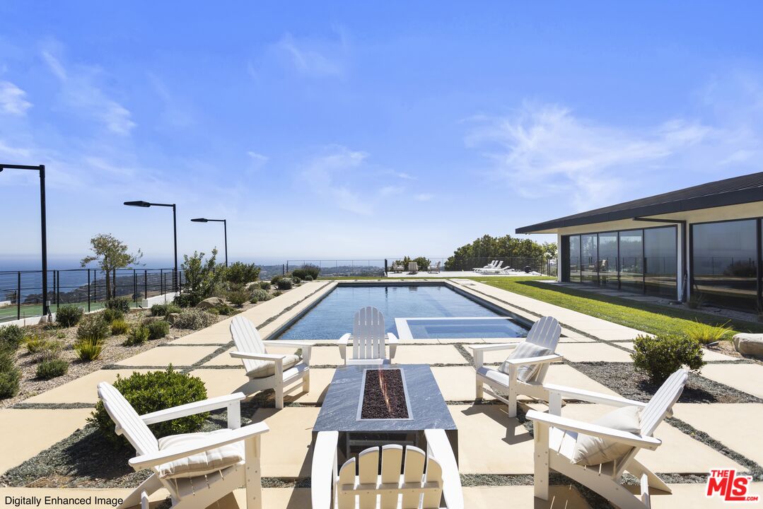 Property photo 28