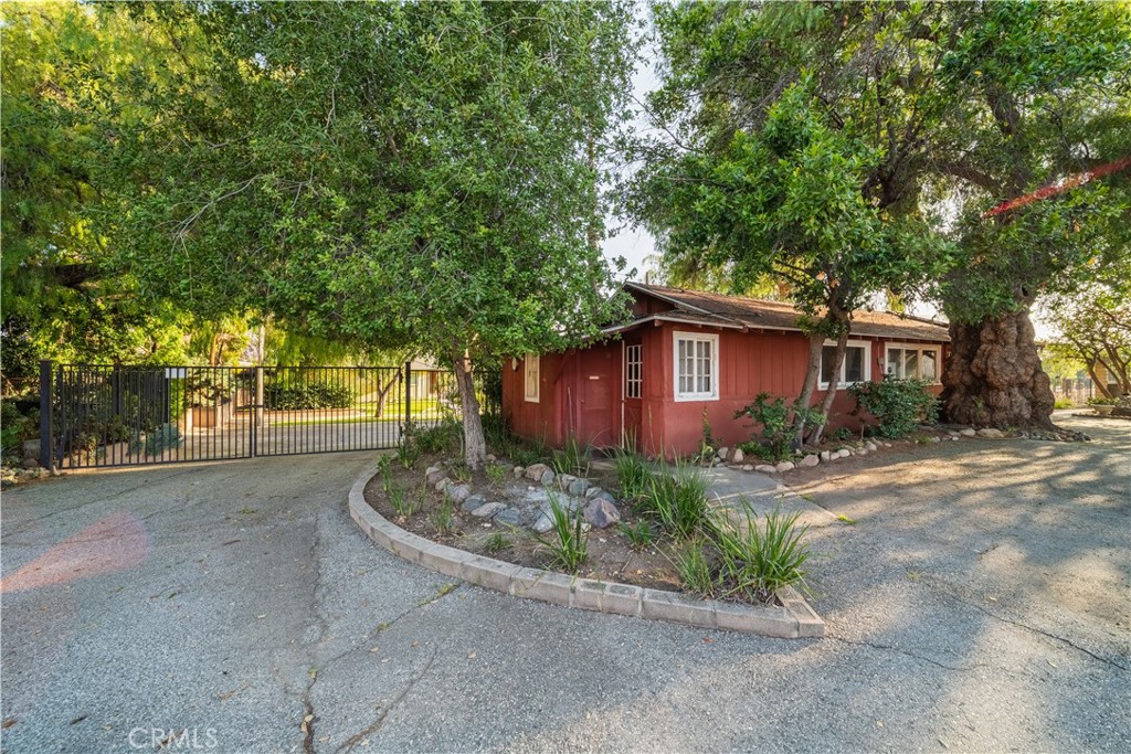 Property photo 43