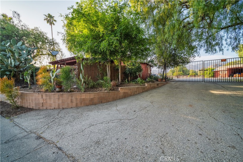 Property photo 44