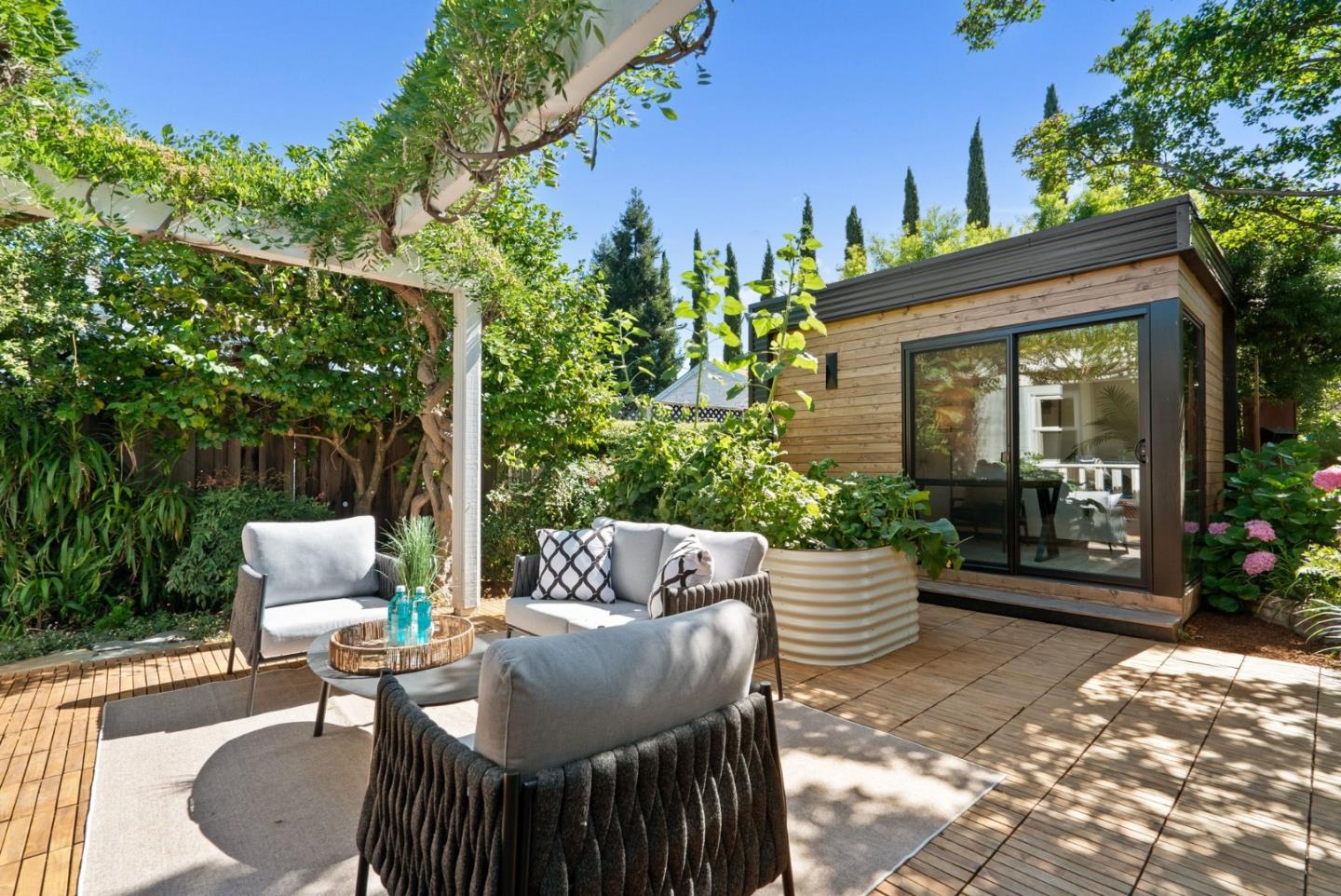 Property photo 42