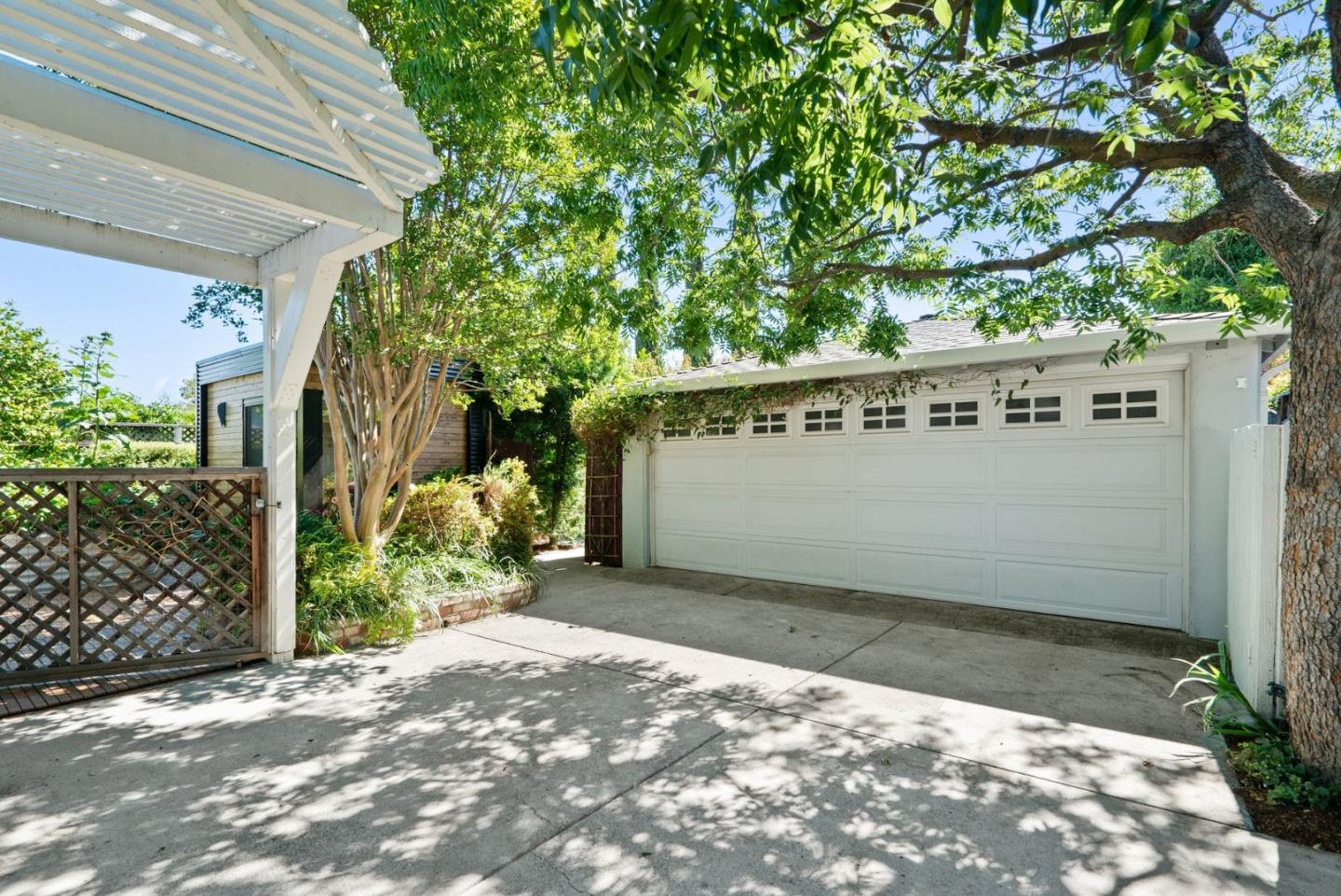 Property photo 48