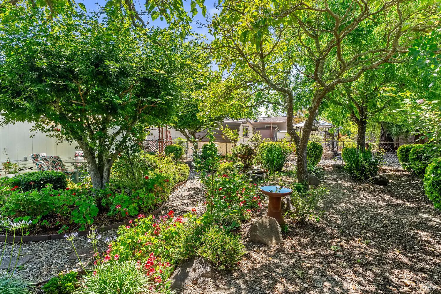 Property photo 38
