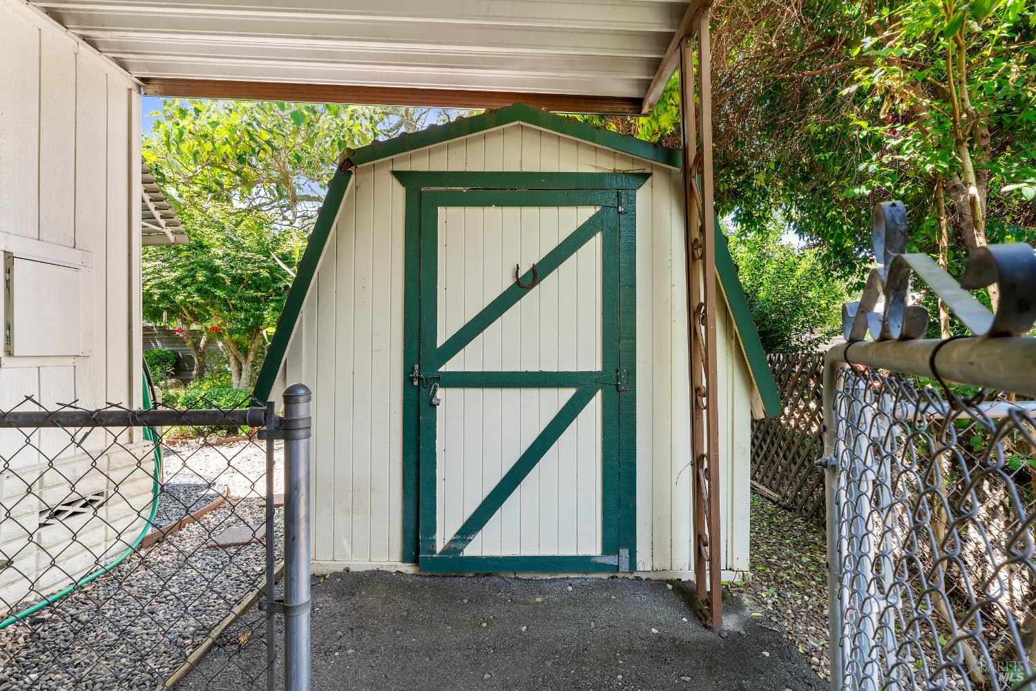 Property photo 44