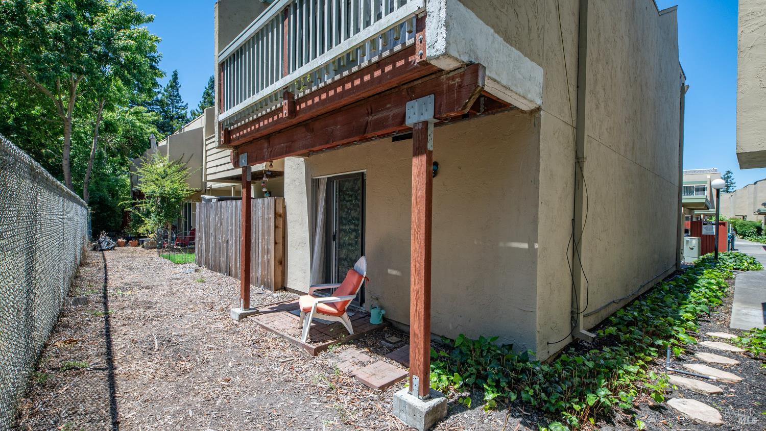Property photo 35