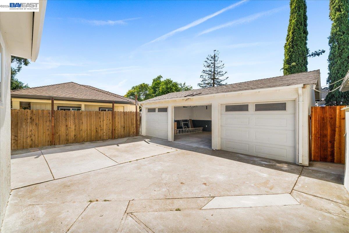 Property photo 51