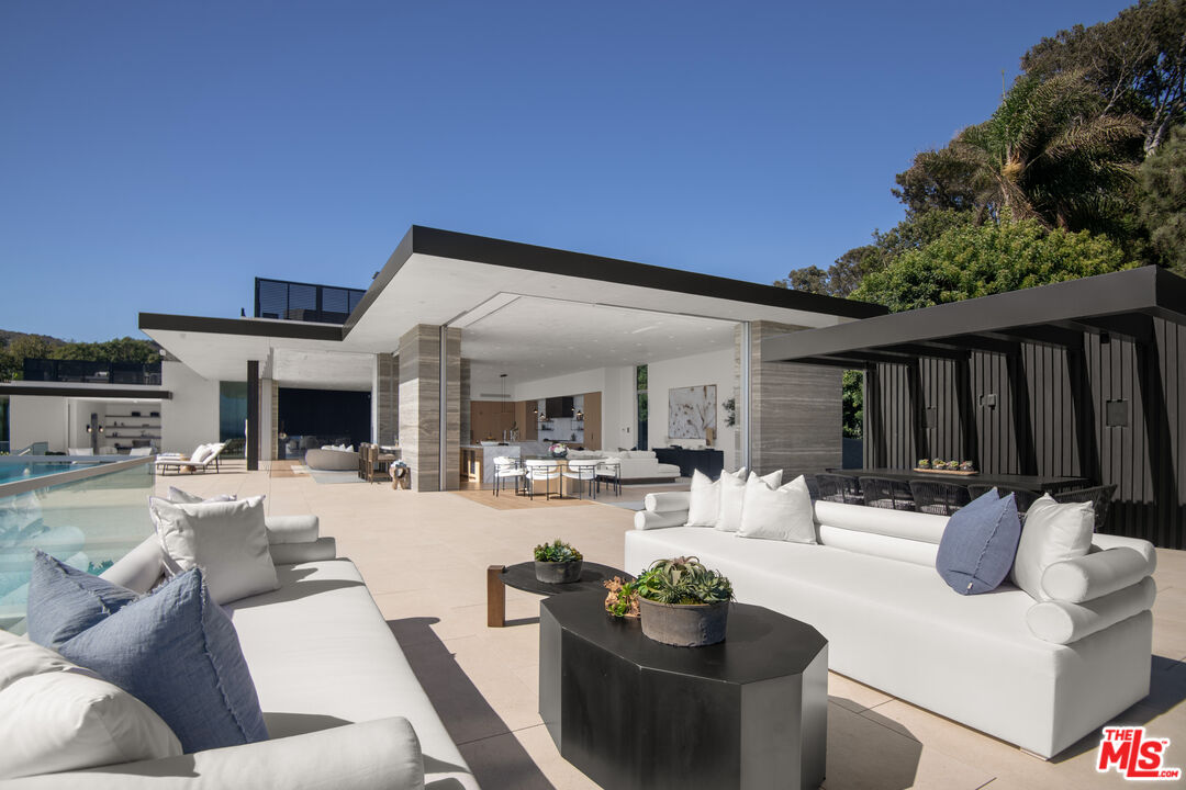 Property photo 42
