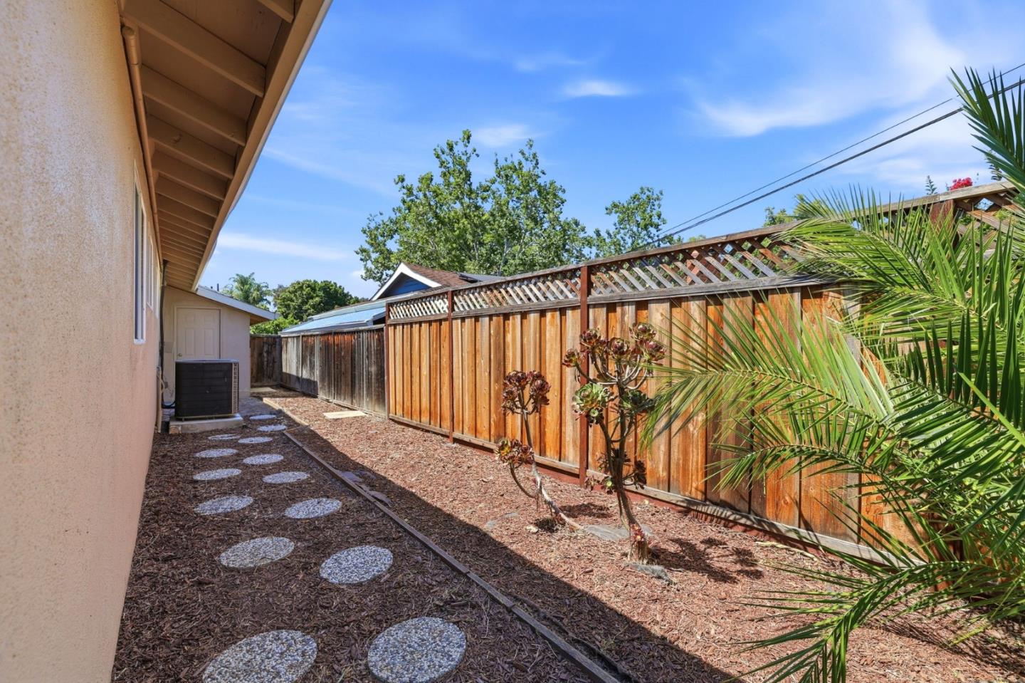 Property photo 37