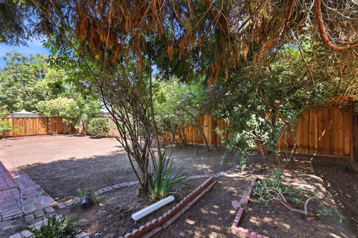 Property photo 43