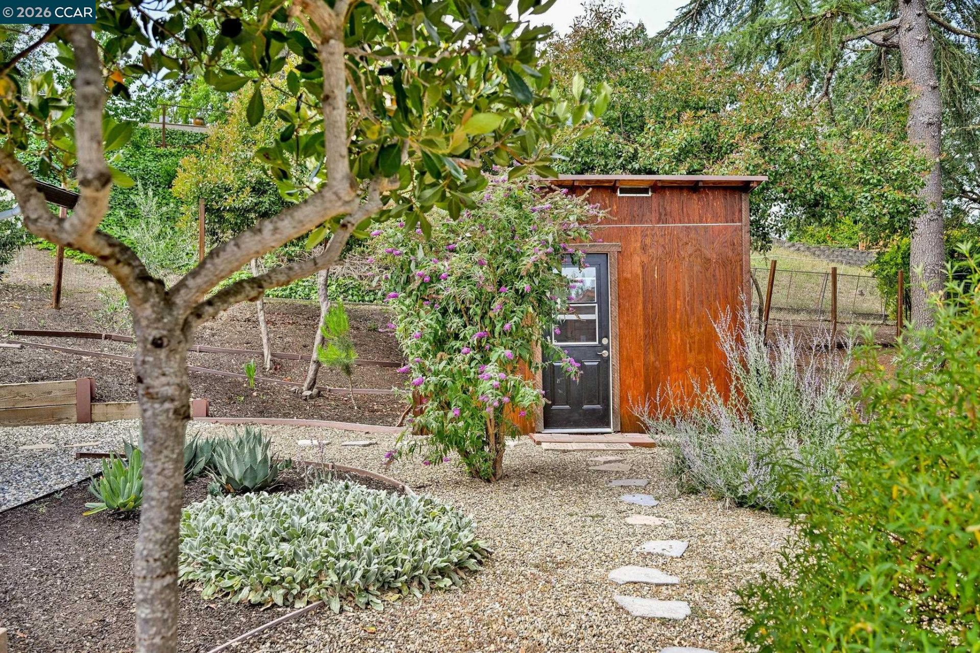 Property photo 36