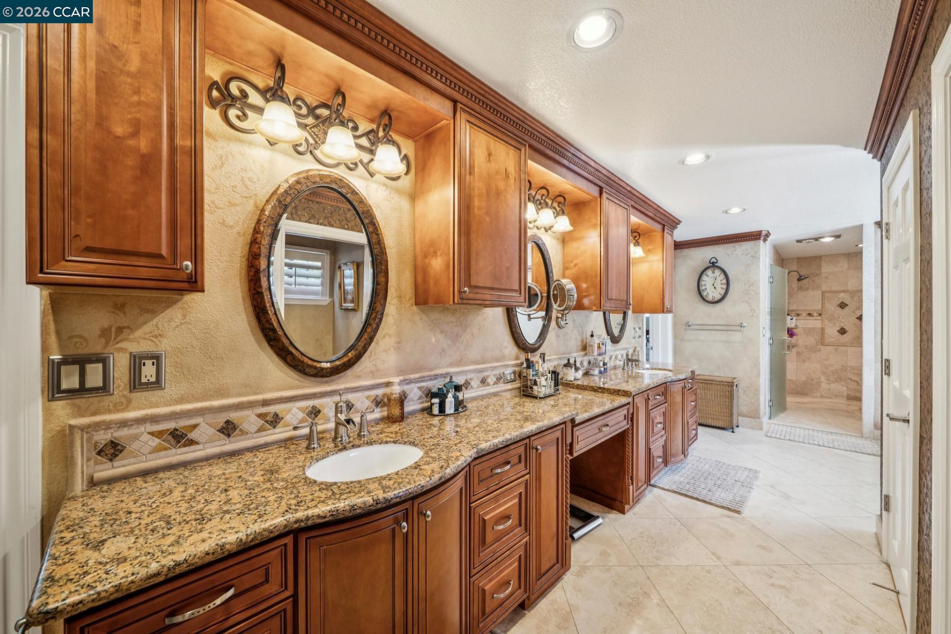 Property photo 46