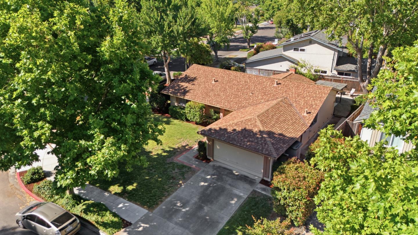 Property photo 33