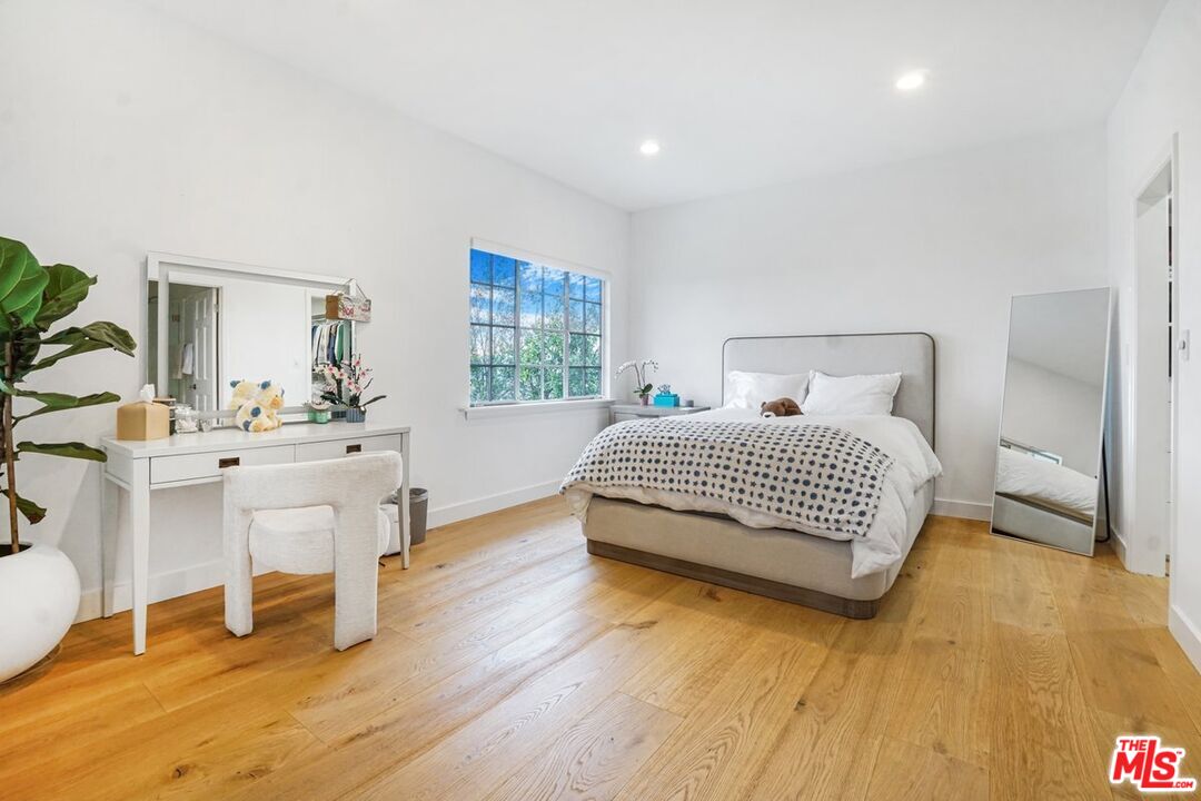 Property photo 51