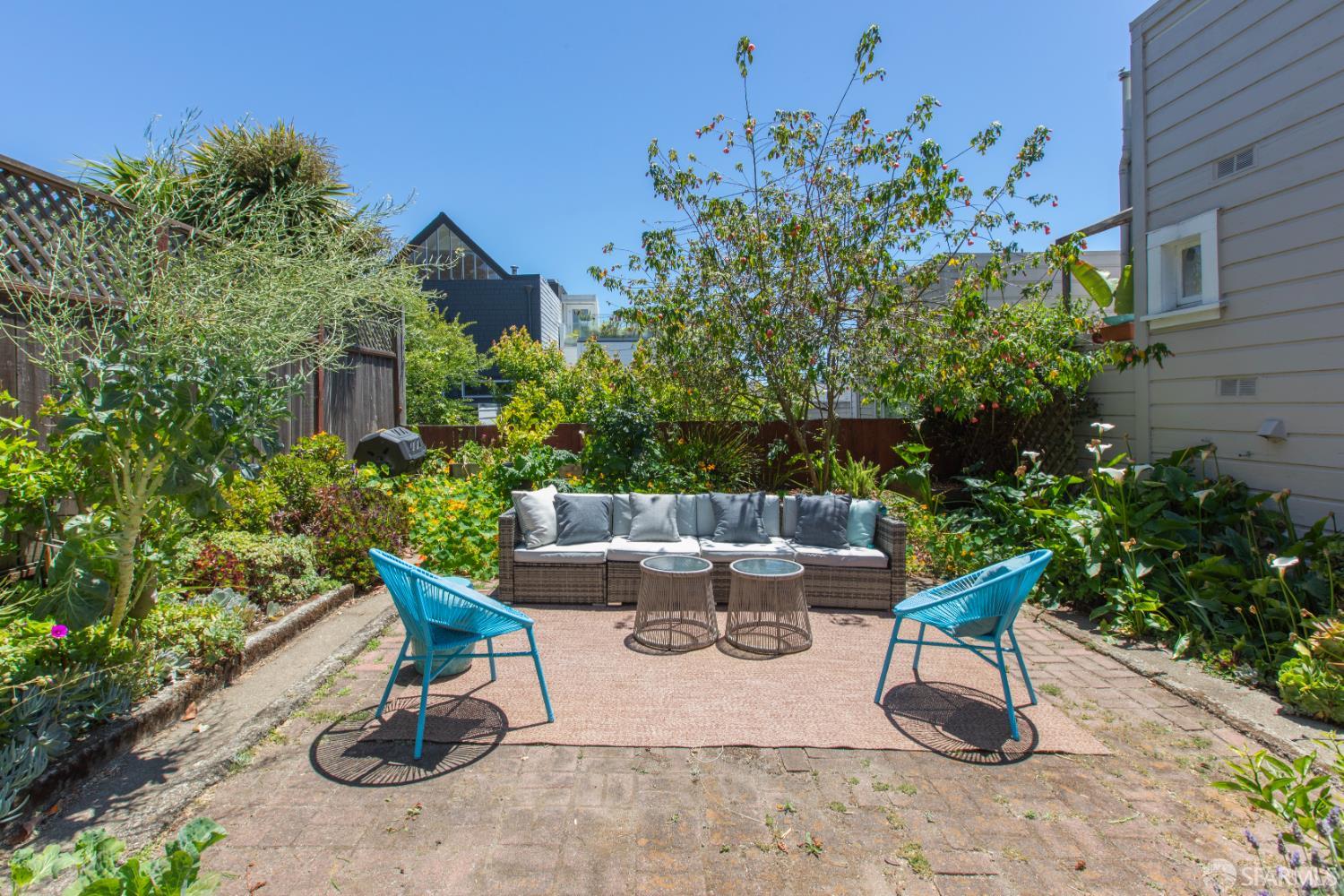 Property photo 32