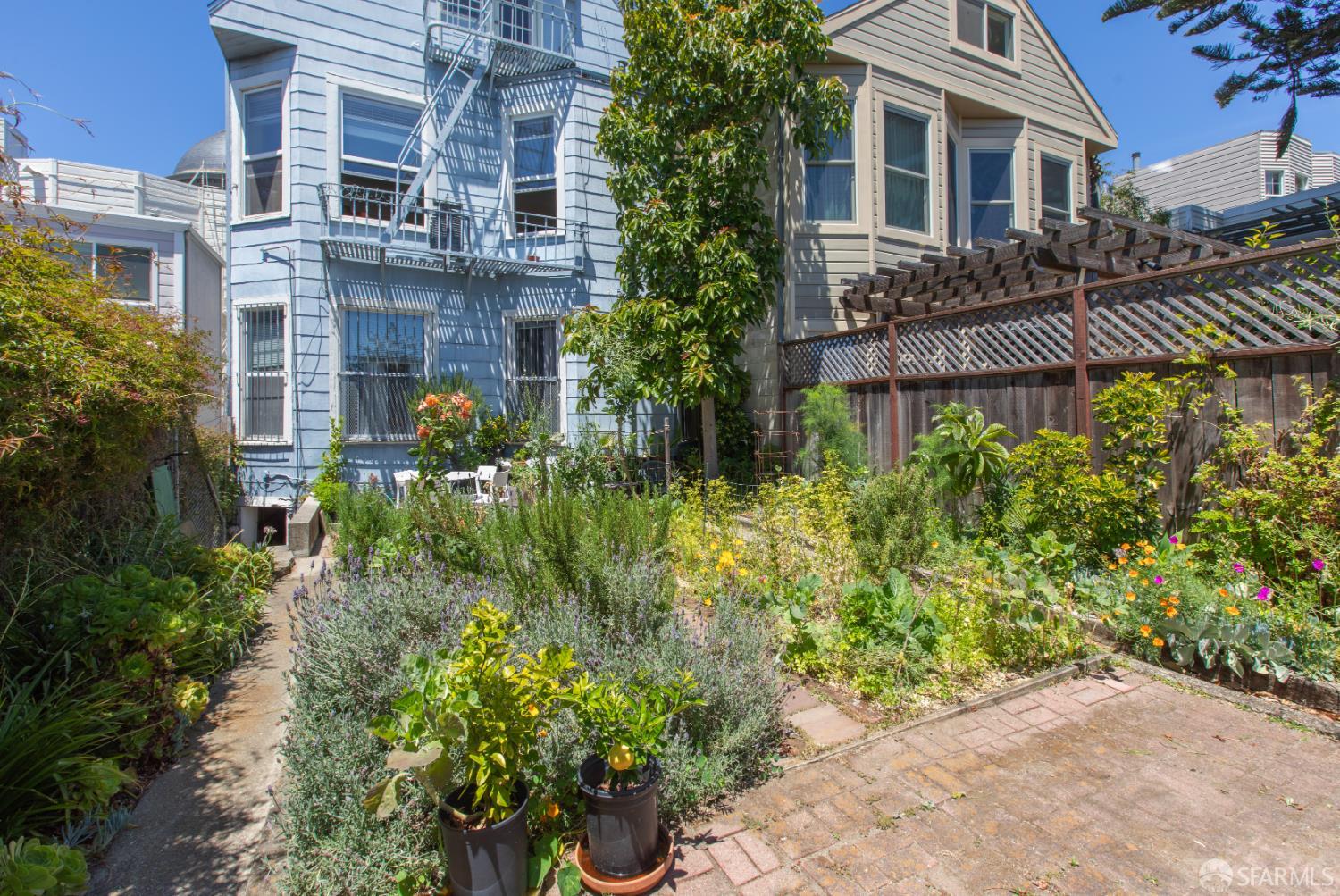 Property photo 33