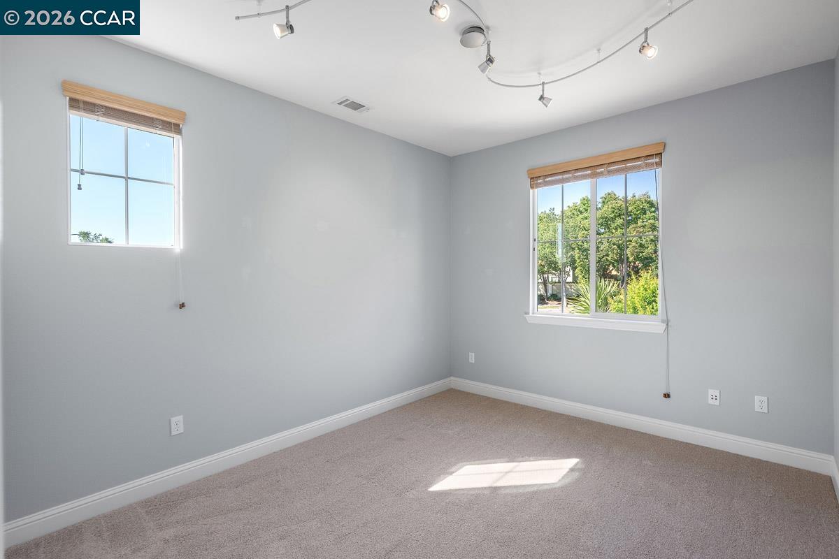 Property photo 50