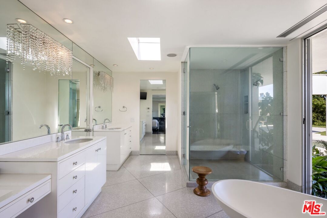 Property photo 47