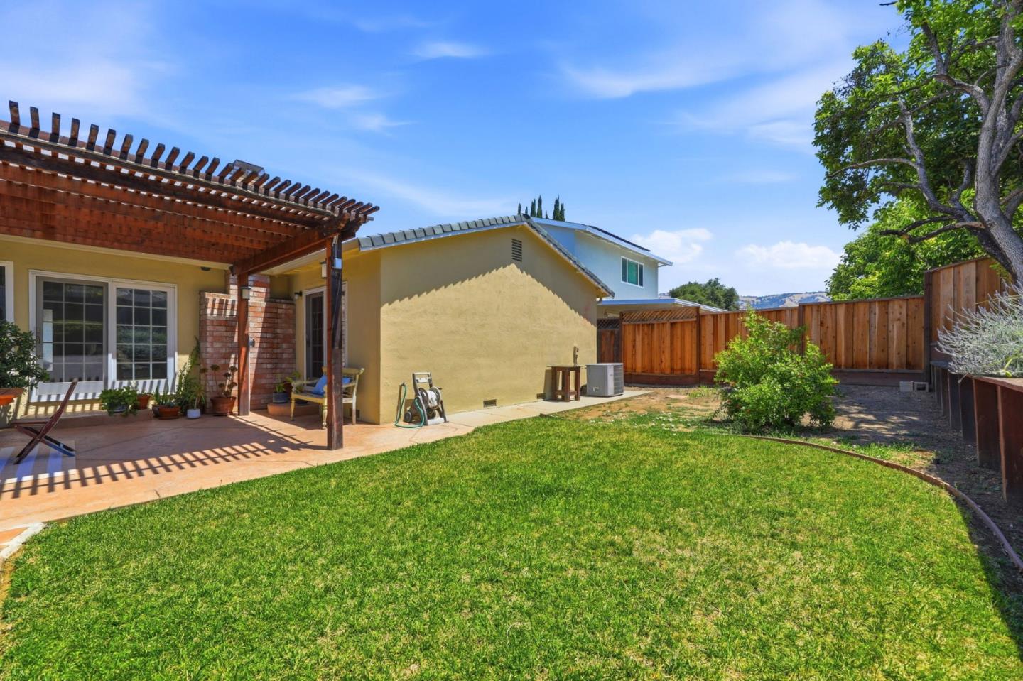 Property photo 44