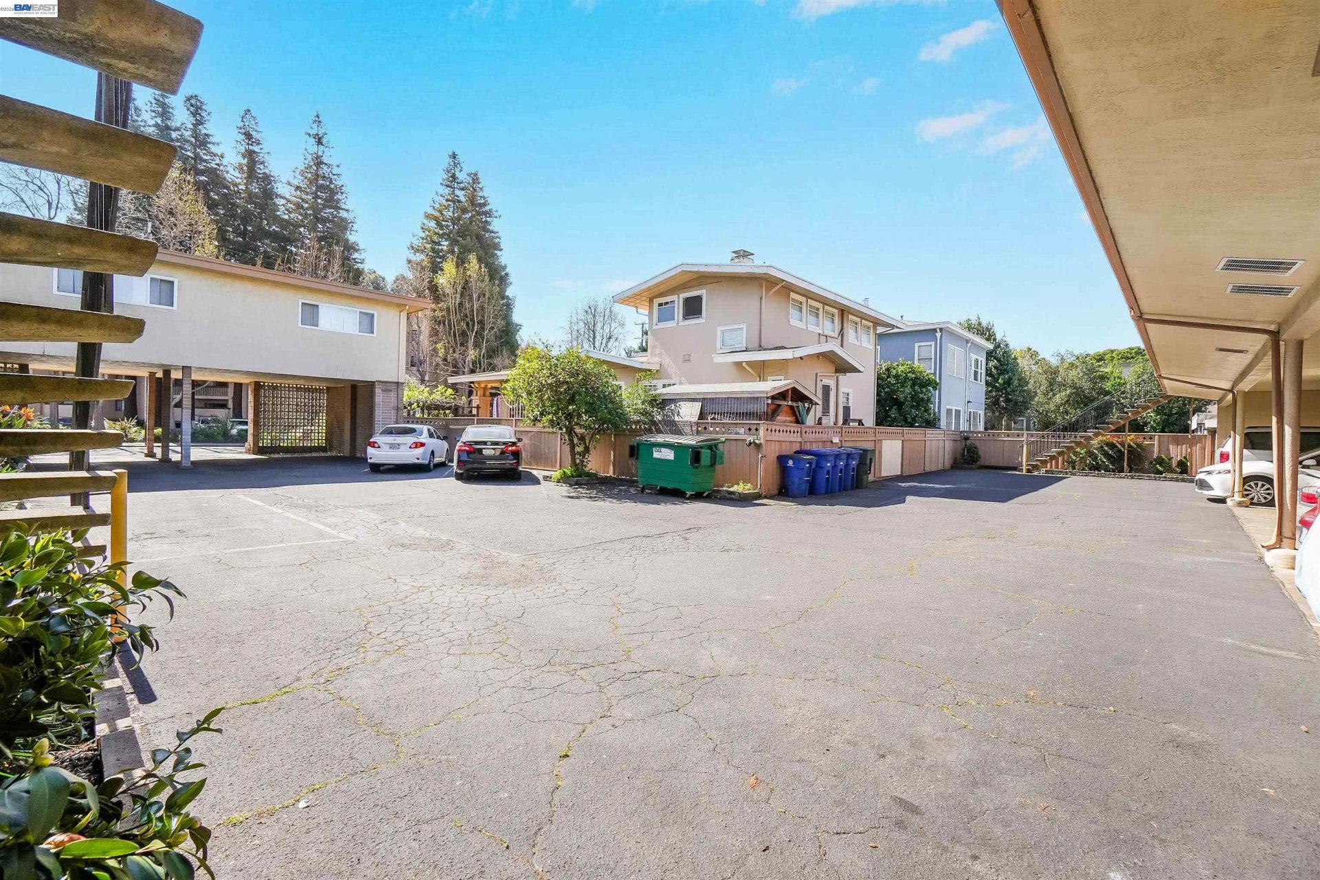 Property photo 28