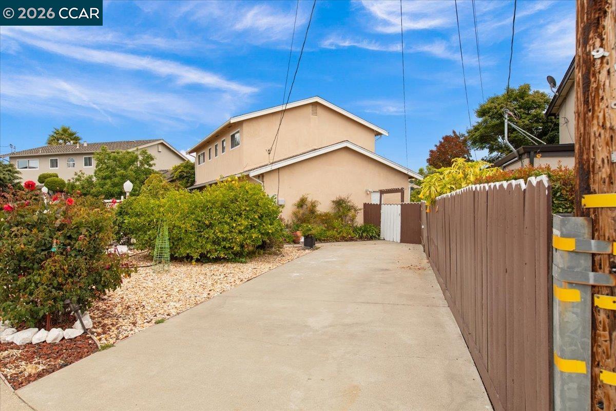 Property photo 35