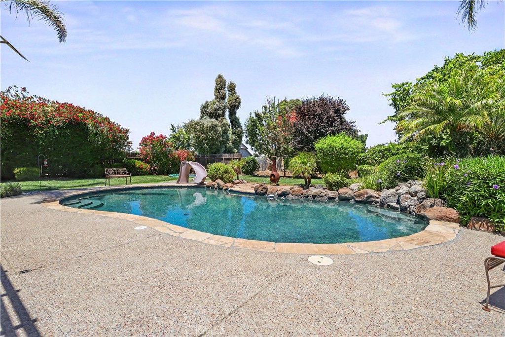 Property photo 40