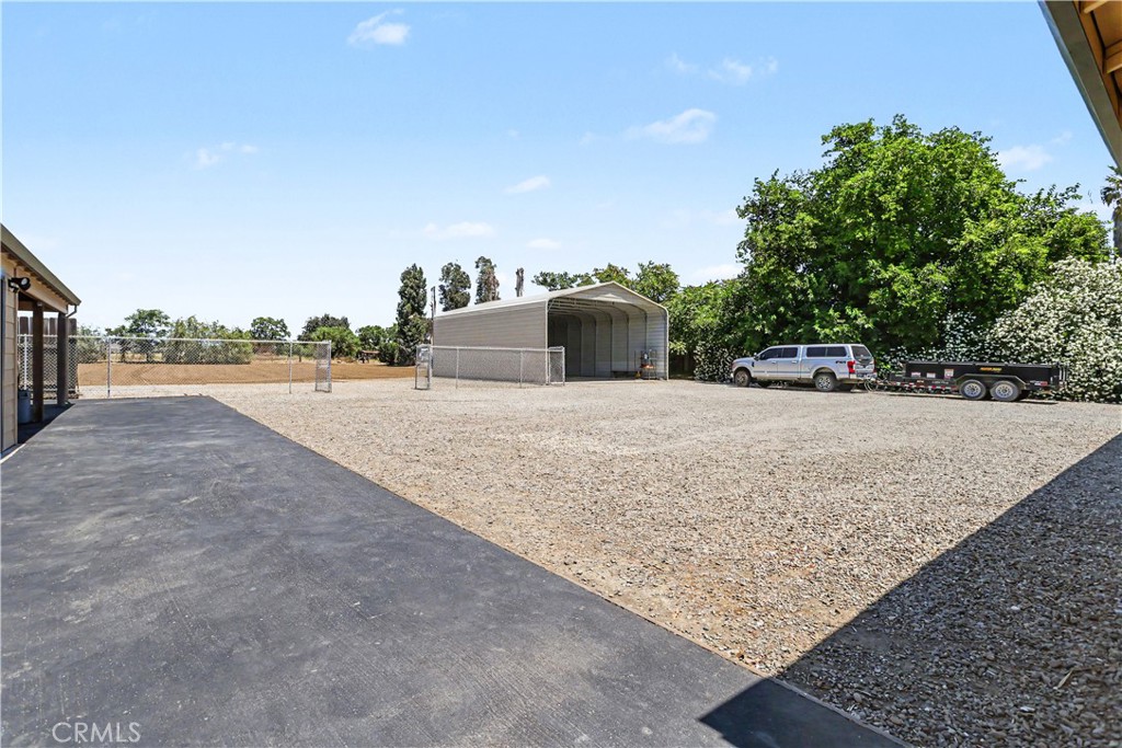Property photo 50