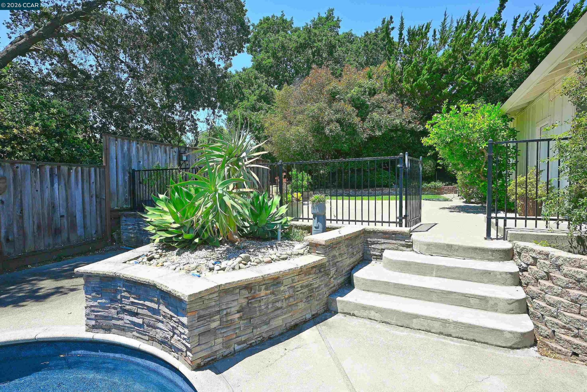 Property photo 32