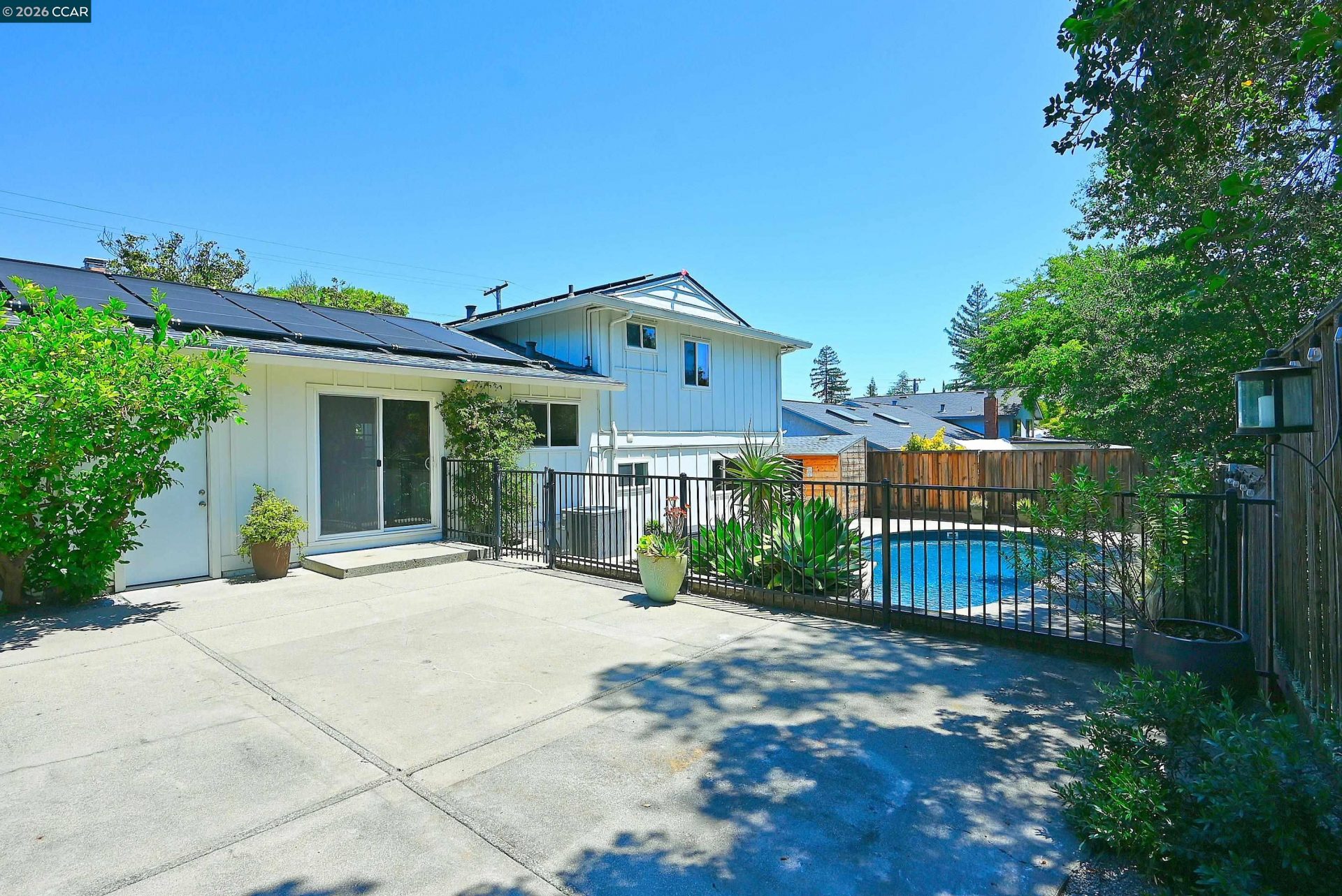 Property photo 35