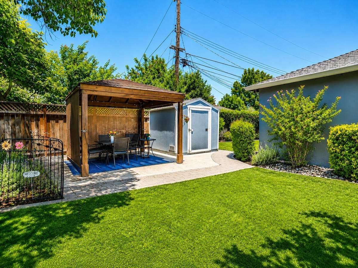 Property photo 33