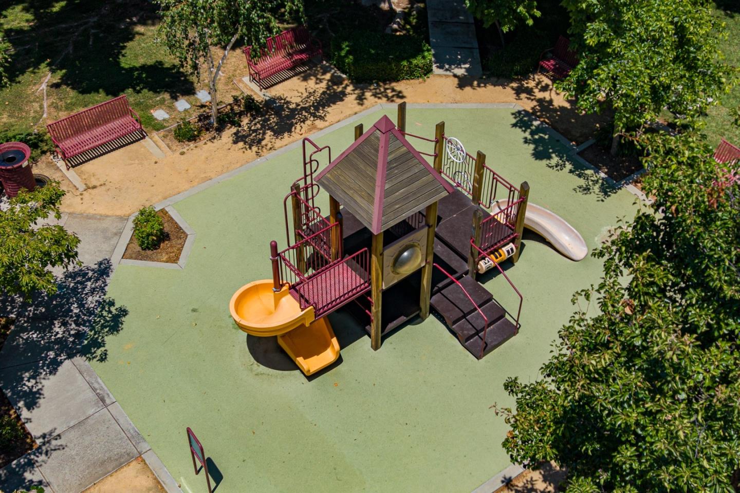 Property photo 37